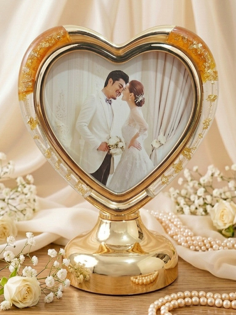 Cadre photo en cristal luxueux avec socle doré – Design romantique et élégant